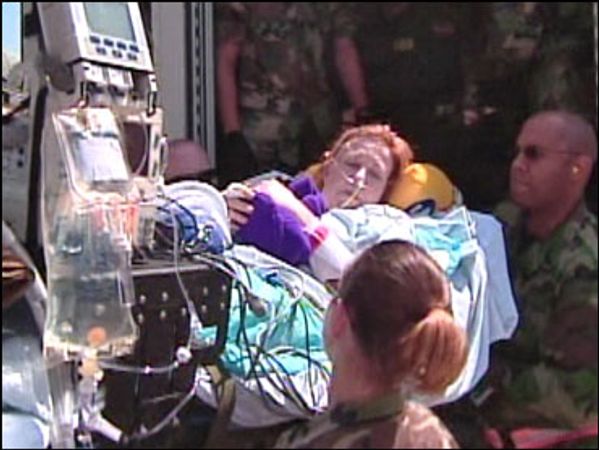 Picture of Kimberly Dozier after the bomb explosion